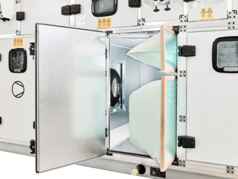 Der Haubenfilter (Fettfilter) entzieht der Luft die Fettpartikel, reinigt so die Luft und schützt das Gerät vor Verschmutzungen. | © bösch - heizung.klima.lüftung